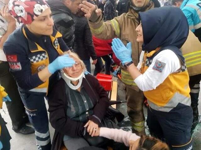 Son Dakika: İstanbul'da metrobüs kazası: Yaralılar var