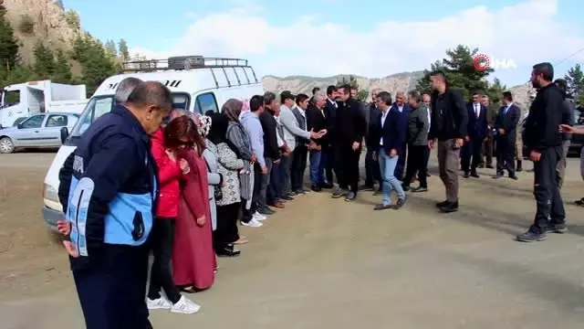 Tasarım atölyeleriyle Oltu Taşı'nda gelir artacak Tasarım atölyeleriyle Oltu Taşı'nda gelir artacak