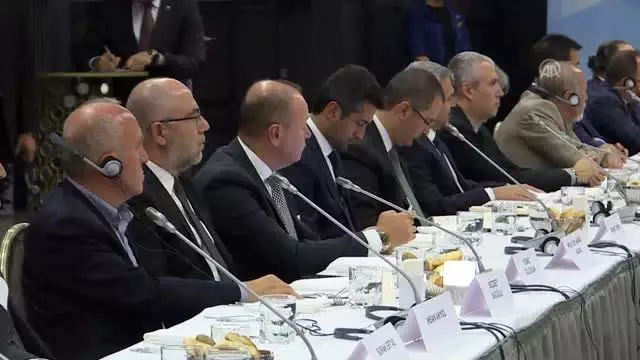'Ticaret Savaşları, Brexit ve Çok Taraflı Ticaret Sisteminin Geleceği' toplantısı - Ticaret Bakanı... 'Ticaret Savaşları, Brexit ve Çok Taraflı Ticaret Sisteminin Geleceği' toplantısı - Ticaret Bakanı...