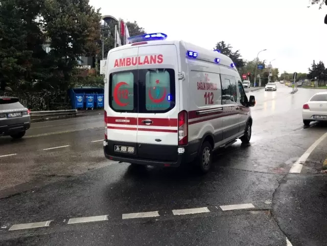 Üsküdar'da lüks sitede silah sesleri: 1 yaralı Üsküdar'da lüks sitede silah sesleri: 1 yaralı