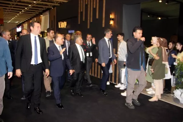 8. Kayseri Mobilya Fuarı açıldı