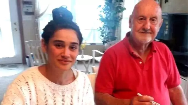 80 yaşındaki Amerikalı ile evlenen Meltem Miraloğlu sessizliğini bozdu: Bizimkisi ilk görüşte aşk! 80 yaşındaki Amerikalı ile evlenen Meltem Miraloğlu sessizliğini bozdu: Bizimkisi ilk görüşte aşk!