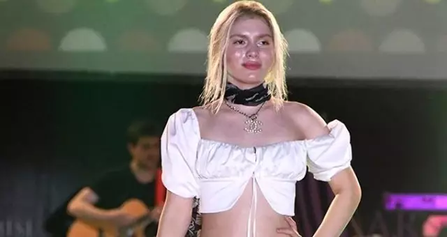 ABD'ye yerleşen Aleyna Tilki'den ilk fotoğraf geldi ABD'ye yerleşen Aleyna Tilki'den ilk fotoğraf geldi