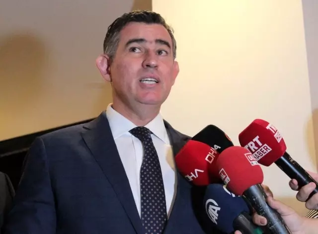 Adalet Bakanı Gül: 'Hukuku her şeyin üstünde gören anlayışta adalet tecelli olur' Adalet Bakanı Gül: 'Hukuku her şeyin üstünde gören anlayışta adalet tecelli olur'