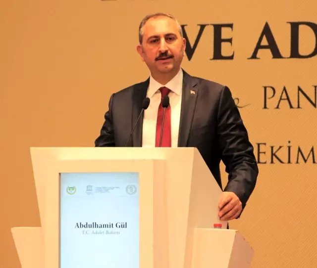 Adalet Bakanı Gül: 'Hukuku her şeyin üstünde gören anlayışta adalet tecelli olur' Adalet Bakanı Gül: 'Hukuku her şeyin üstünde gören anlayışta adalet tecelli olur'