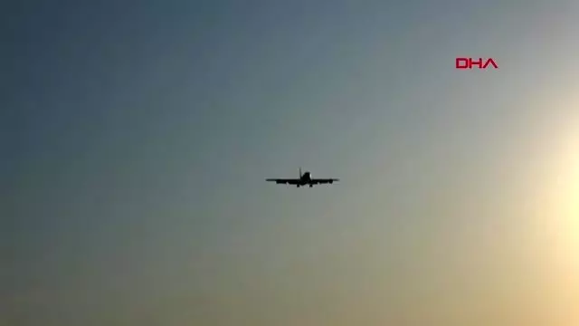 Adana incirlik hava üssü'ne 4 savaş uçağı geldi