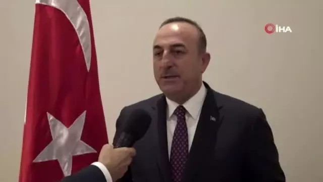 Bakan Çavuşoğlu: 'Sahada da masada da güçlü Türkiye'yiz hamd olsun' Bakan Çavuşoğlu: 'Sahada da masada da güçlü Türkiye'yiz hamd olsun'