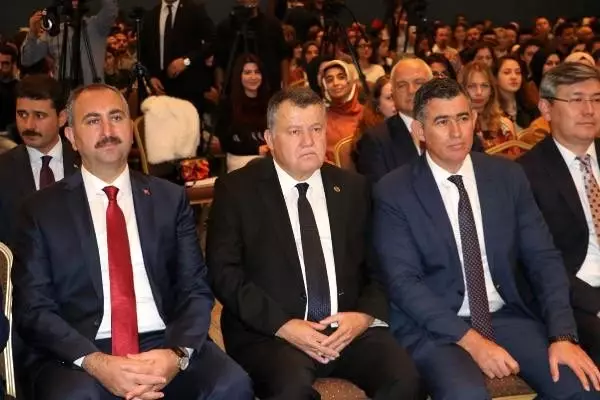 Bakan gül: reform hayata geçtikçe yargıya olan güvenin artmasını sağlamış olacağız Bakan gül: reform hayata geçtikçe yargıya olan güvenin artmasını sağlamış olacağız