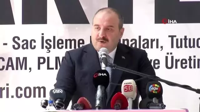 Bakan Varank: 'Önümüzdeki dönem, Türkiye ekonomisinin yeni başarı hikayesine inşallah tüm dünya... Bakan Varank: 'Önümüzdeki dönem, Türkiye ekonomisinin yeni başarı hikayesine inşallah tüm dünya...