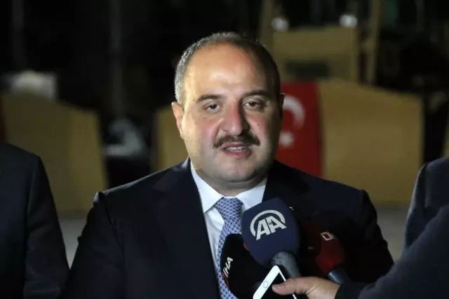 Bakan Varank'tan Barış Pınarı Harekatı açıklaması