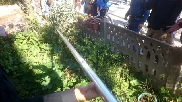 Balıkesir'de elektrik akımına kapılan iki işçi yaralandı Balıkesir'de elektrik akımına kapılan iki işçi yaralandı