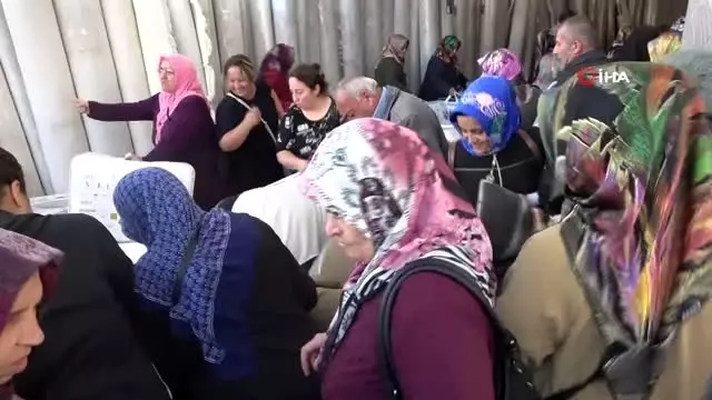 Battaniyede indirim izdihama neden oldu Battaniyede indirim izdihama neden oldu