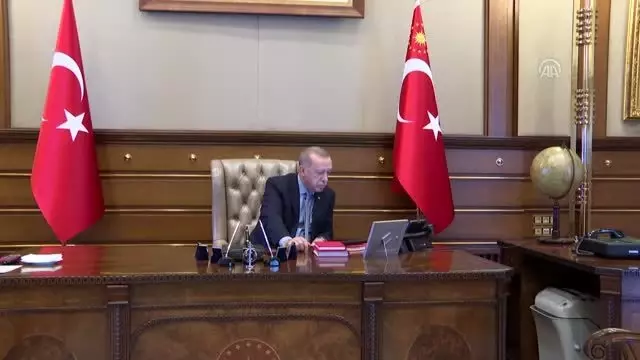 Cumhurbaşkanı Erdoğan, Barış Pınarı Harekatı emrini verdi (2) Cumhurbaşkanı Erdoğan, Barış Pınarı Harekatı emrini verdi (2)