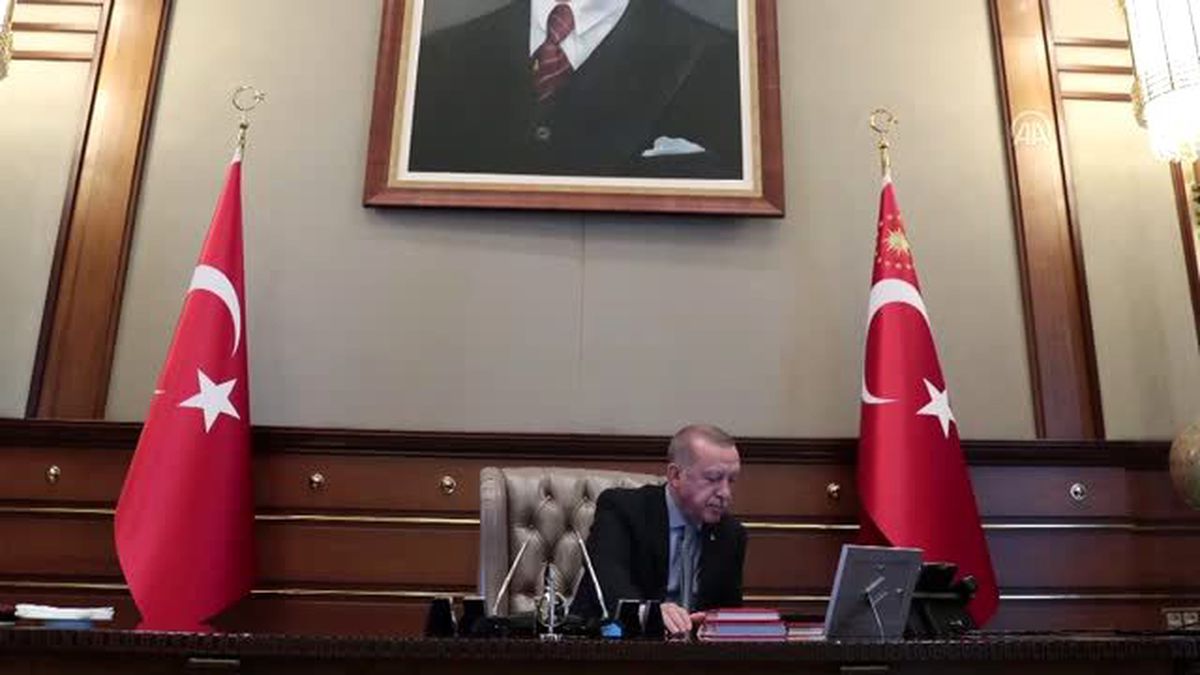 Cumhurbaşkanı Erdoğan, Barış Pınarı Harekatı'nın başladığını bildirdi