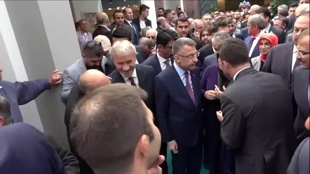 Cumhurbaşkanı Yardımcısı Oktay: 'Türkiye'nin artan ihracatına baktığımızda, üretim boyutunda artan... Cumhurbaşkanı Yardımcısı Oktay: 'Türkiye'nin artan ihracatına baktığımızda, üretim boyutunda artan...