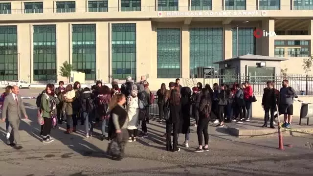 Emine Bulut davası için takipçi olmaya bir avuç insan gitti Emine Bulut davası için takipçi olmaya bir avuç insan gitti