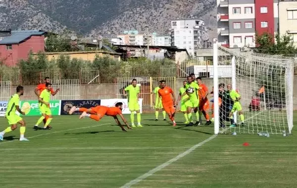 Esenler erokspor: 1-4 Esenler erokspor: 1-4