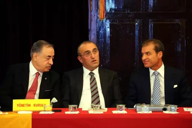 Galatasaray Kulübü'nün net borcu belli oldu! Galatasaray Kulübü'nün net borcu belli oldu!