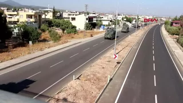 Hatay sınırına askeri sevkiyat