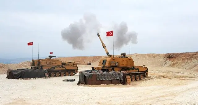 Jetlerden sonra obüsler de bombardımana başladı Jetlerden sonra obüsler de bombardımana başladı