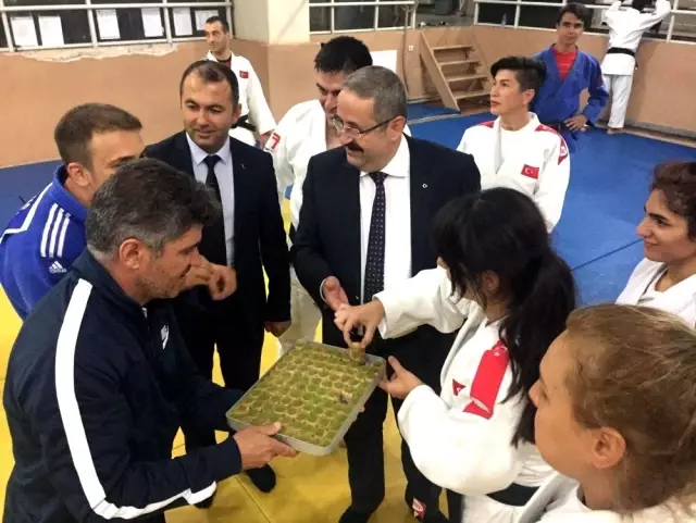 Milli judocular Avrupa Şampiyonasına hazır Milli judocular Avrupa Şampiyonasına hazır