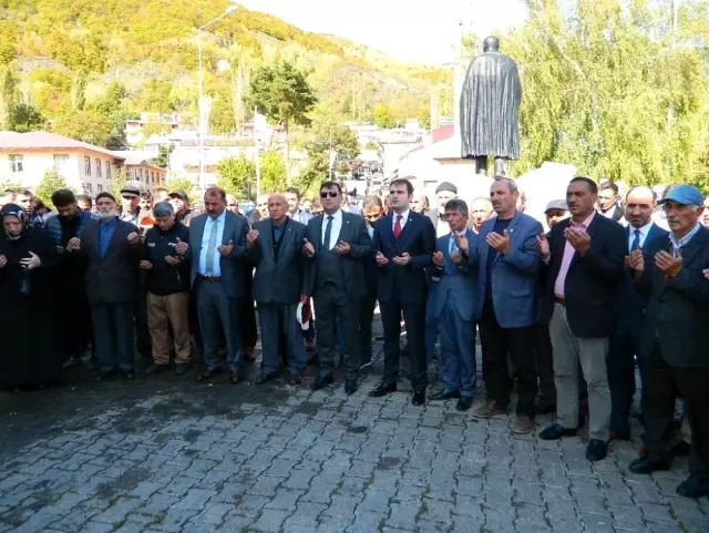 Posof Belediyesi yeni araçlarına kavuştu Posof Belediyesi yeni araçlarına kavuştu
