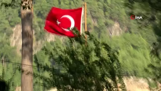 Surlar Diyarı'ndan Güller Diyarı'na uzanan 'Biz Anadoluyuz' projesi Surlar Diyarı'ndan Güller Diyarı'na uzanan 'Biz Anadoluyuz' projesi