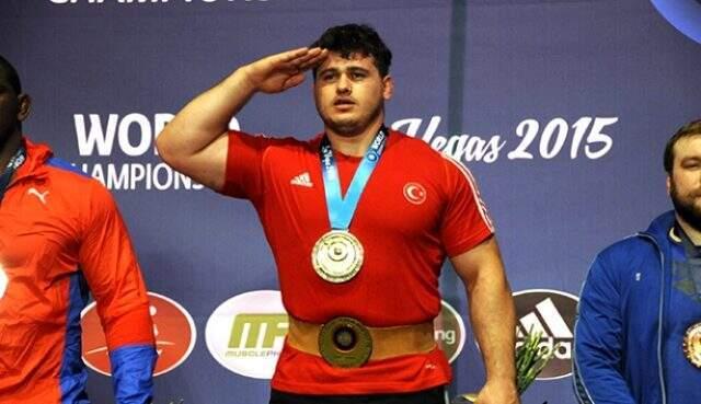 Taha Akgül ve Rıza Kayaalp'in yer aldığı güreşçiler Mehmetçik olacak
