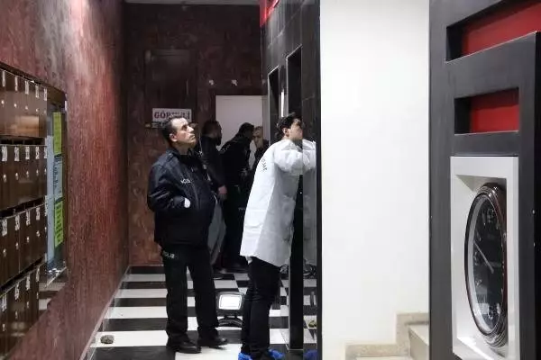 Tuğçe, kendisini asansör boşluğuna iten sevgilisinden şikayetçi olmadı Tuğçe, kendisini asansör boşluğuna iten sevgilisinden şikayetçi olmadı