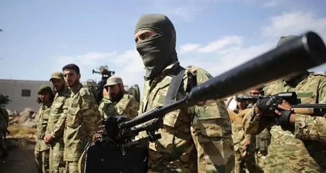 Ünlülerden Barış Pınarı Harekatı'na tam destek