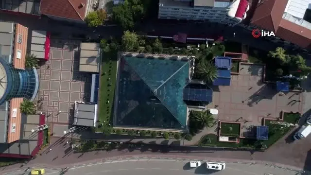 Zafer Plaza 20 yılda 250 milyon ziyaretçi ağırladı Zafer Plaza 20 yılda 250 milyon ziyaretçi ağırladı