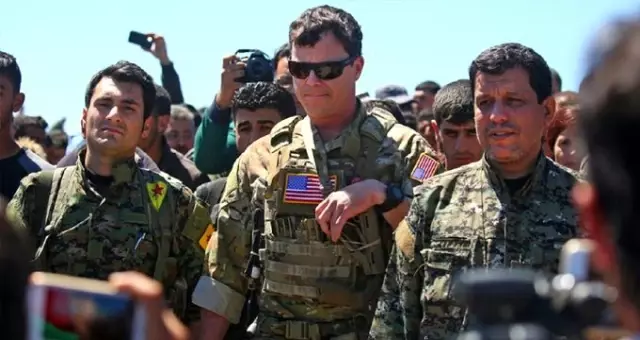 Amerikalı araştırmacı ABD'nin YPG/PKK politikasını eleştirdi: Saatli bomba gibi Amerikalı araştırmacı ABD'nin YPG/PKK politikasını eleştirdi: Saatli bomba gibi