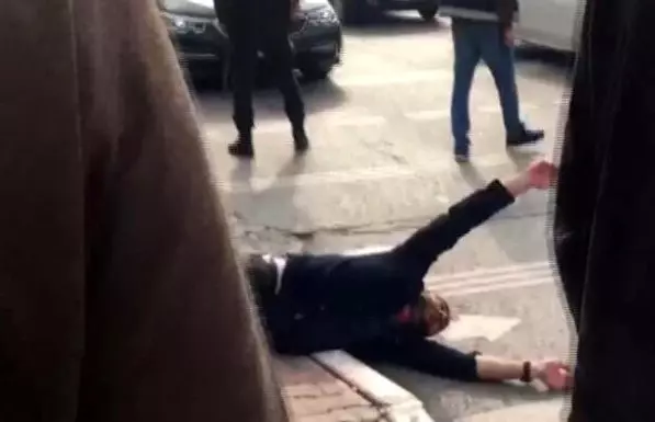 Anadolu Adalet Sarayı'nda silahlı kavga: 4 yaralı Anadolu Adalet Sarayı'nda silahlı kavga: 4 yaralı