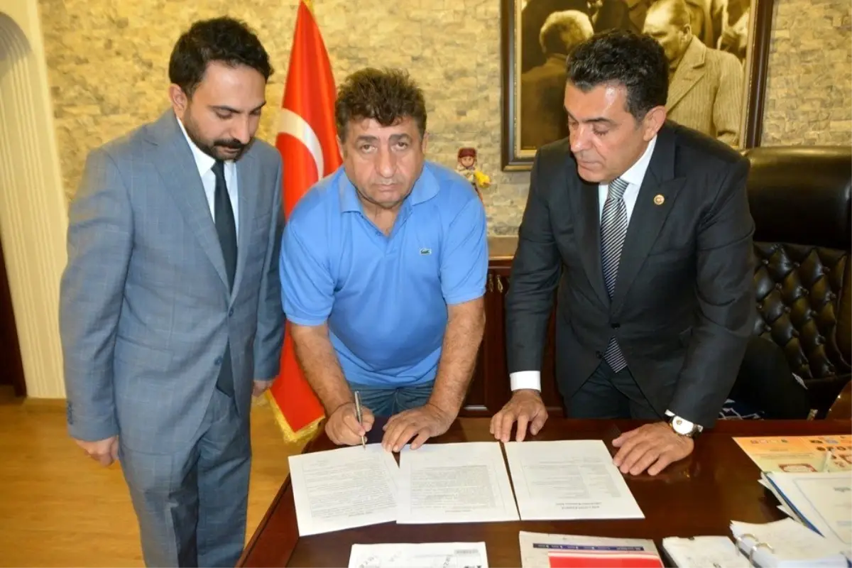 Ardahan Belediyesi'nin kültür-sanat projesine önemli destek