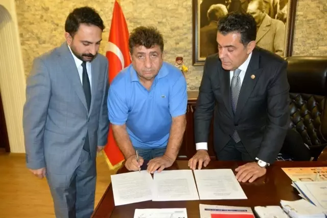 Ardahan Belediyesi'nin kültür-sanat projesine önemli destek