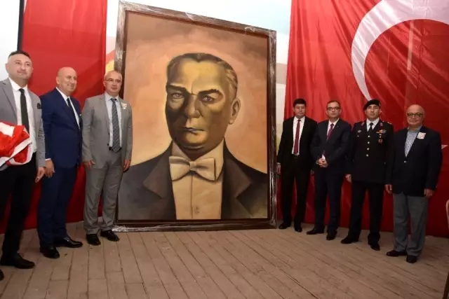 Atatürk'ün Nazilli'ye gelişi coşkuyla kutlandı Atatürk'ün Nazilli'ye gelişi coşkuyla kutlandı