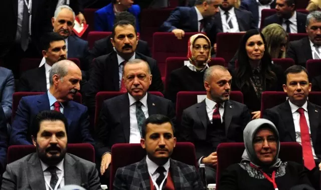 Cumhurbaşkanı Erdoğan: 'Ey AB kendinize gelin, kapıları açarız' Cumhurbaşkanı Erdoğan: 'Ey AB kendinize gelin, kapıları açarız'
