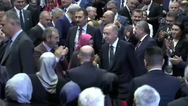 Cumhurbaşkanı Erdoğan: 'Şahıslar gelir geçer ama dava her zaman baki kalır' Cumhurbaşkanı Erdoğan: 'Şahıslar gelir geçer ama dava her zaman baki kalır'