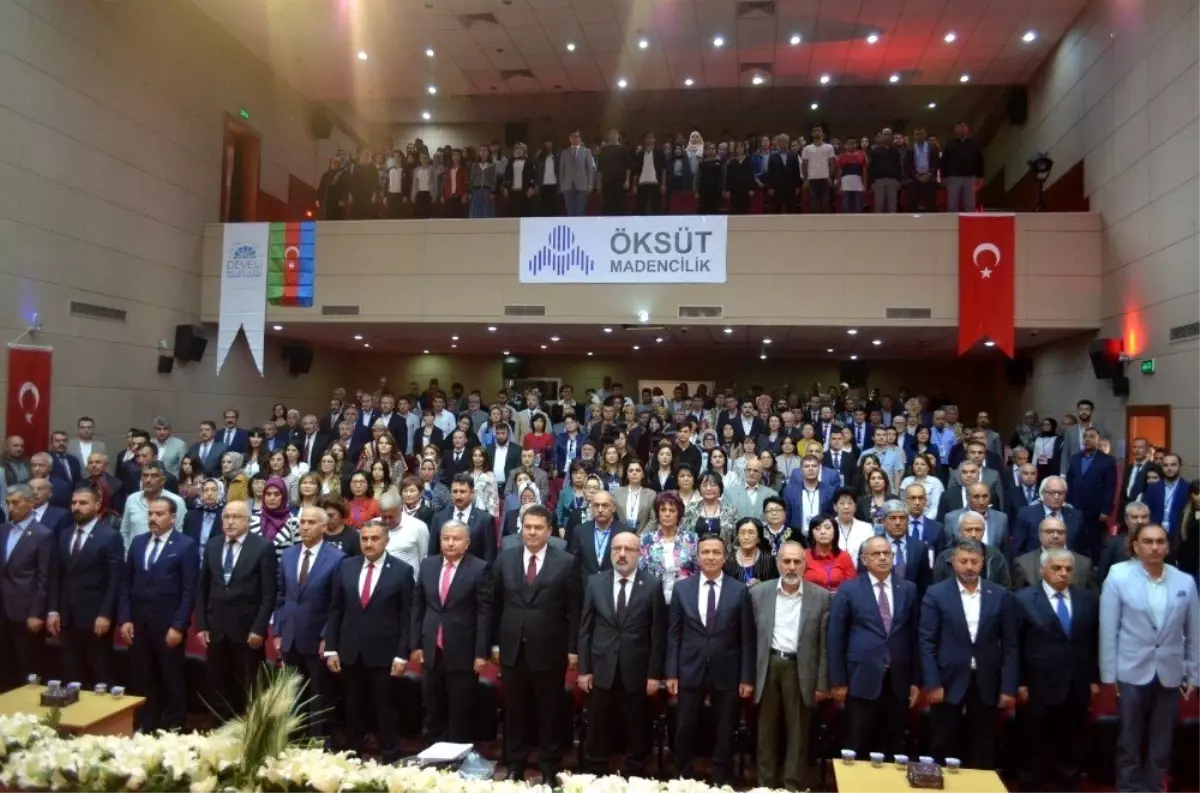 Develi Aşık Seyrani ve Türk Kültürü Kongresine Yoğun İlgi