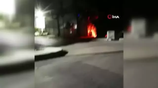 Esenyurt'ta bir fabrika alev alev böyle yandı Esenyurt'ta bir fabrika alev alev böyle yandı