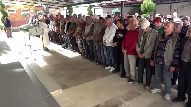 Eşi tarafından öldürülen Işıl Çetkin Aydın son yolculuğuna uğurlandı Eşi tarafından öldürülen Işıl Çetkin Aydın son yolculuğuna uğurlandı