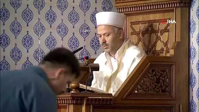 Hacı Bayram Cami'nde Barış Pınarı Harekatı için Fetih Suresi okundu Hacı Bayram Cami'nde Barış Pınarı Harekatı için Fetih Suresi okundu