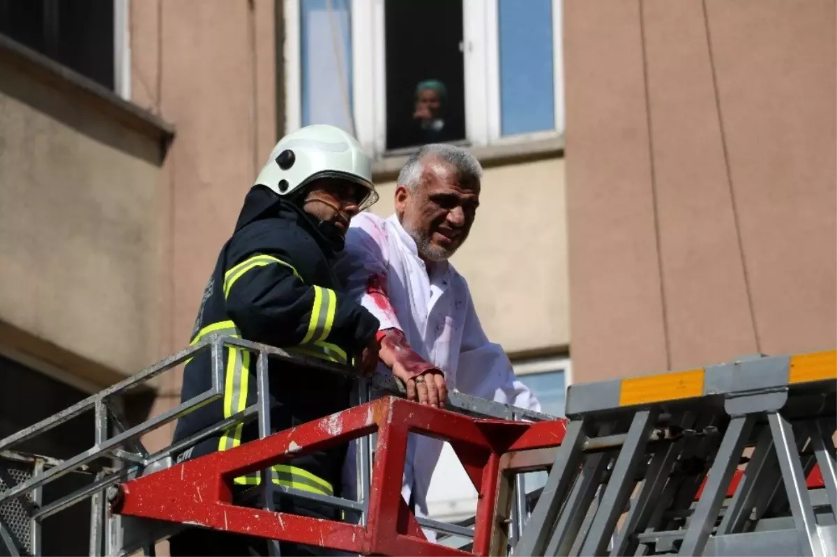 Hastanedeki yangın tatbikatı gerçeğini bile aratmadı