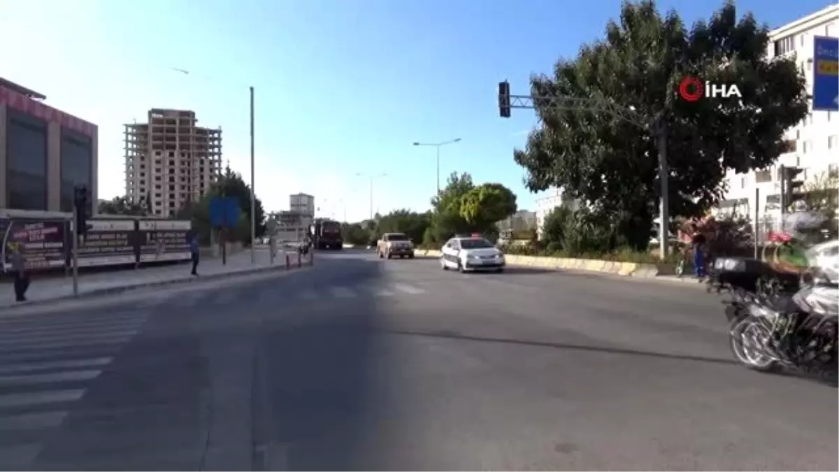 Kilis'ten Münbiç'e zırhlı muharebe aracı sevkiyatı