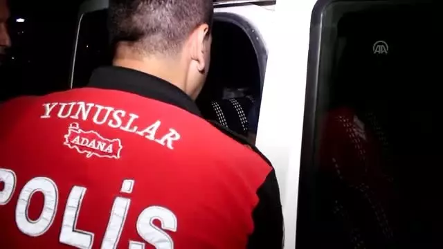 Kız kardeşinin evine camdan girmeye çalışınca yakalandı Kız kardeşinin evine camdan girmeye çalışınca yakalandı