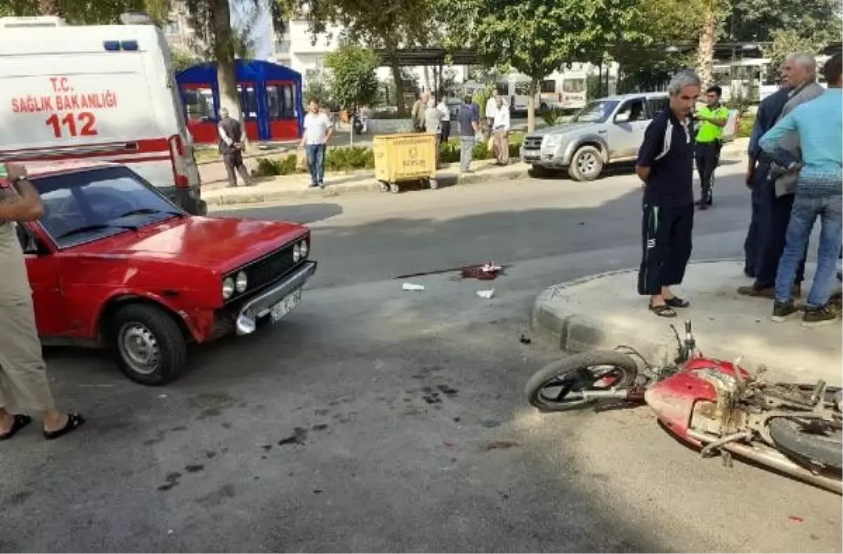 Otomobile çarpan motosikletin sürücüsü öldü