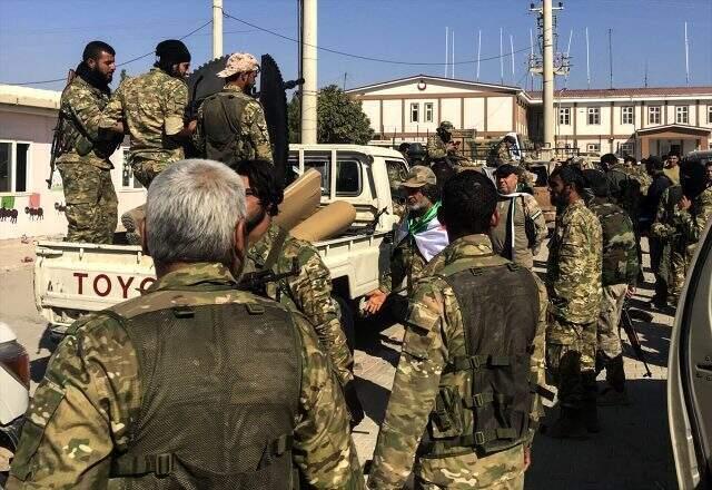 Suriye Milli Ordusu, Fırat'ın doğusuna girdi