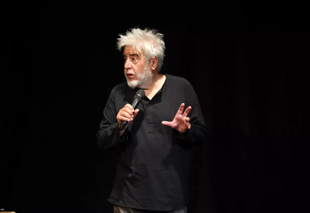 Uğur Yücel'den İzmir'de kapalı gişe performans
