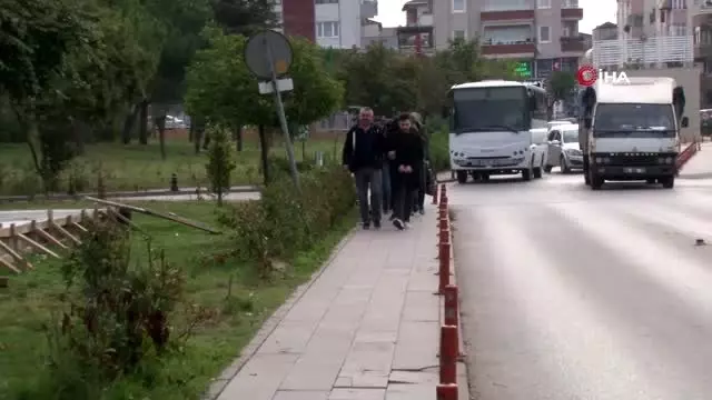100 bin kişinin banka hesabını ele geçiren 'Hacker'lar milyonlarca liralık vurgun yapmış 100 bin kişinin banka hesabını ele geçiren 'Hacker'lar milyonlarca liralık vurgun yapmış