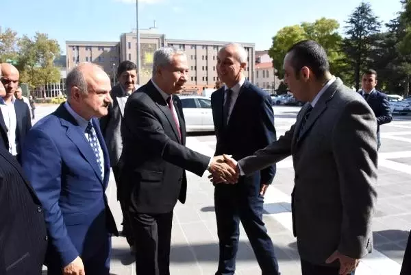 Arınç: şu ana kadar türkiye'nin yaptığında hiçbir yanlış yok Arınç: şu ana kadar türkiye'nin yaptığında hiçbir yanlış yok
